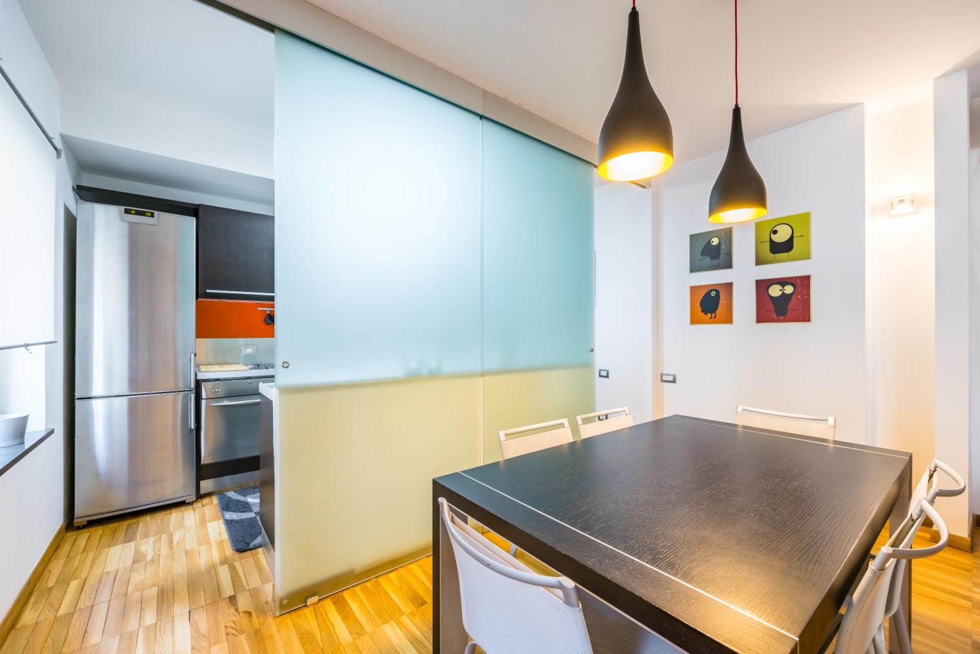 Fresh And Trendy Flat At Vomero *
