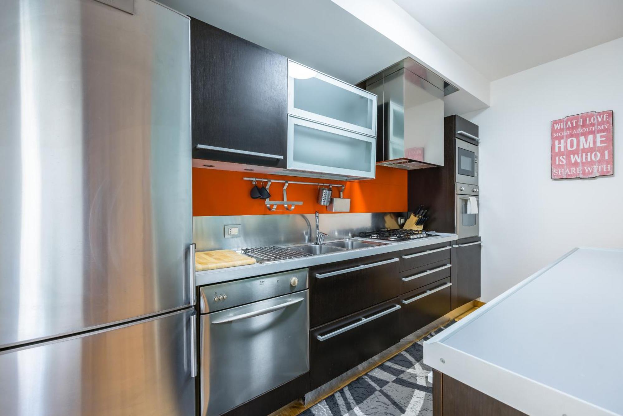 Fresh And Trendy Flat At Vomero Napels